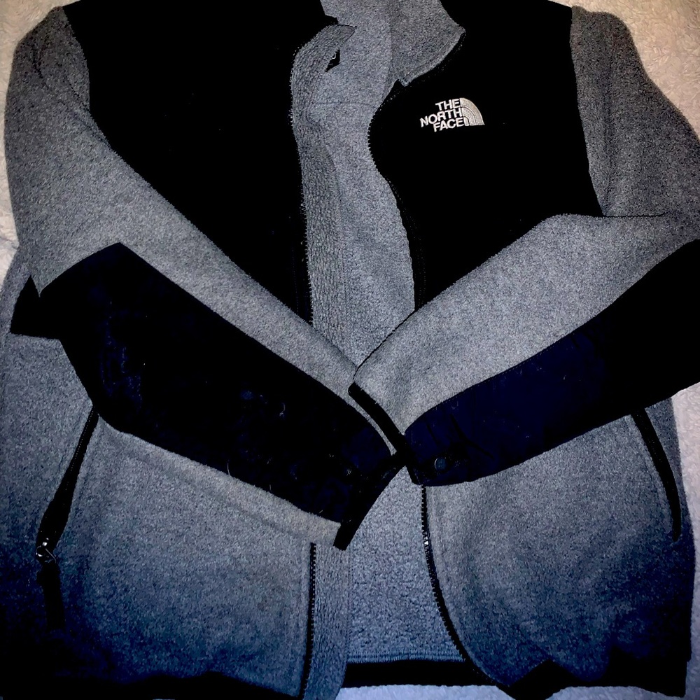 Boys size large Northface Retro jacket